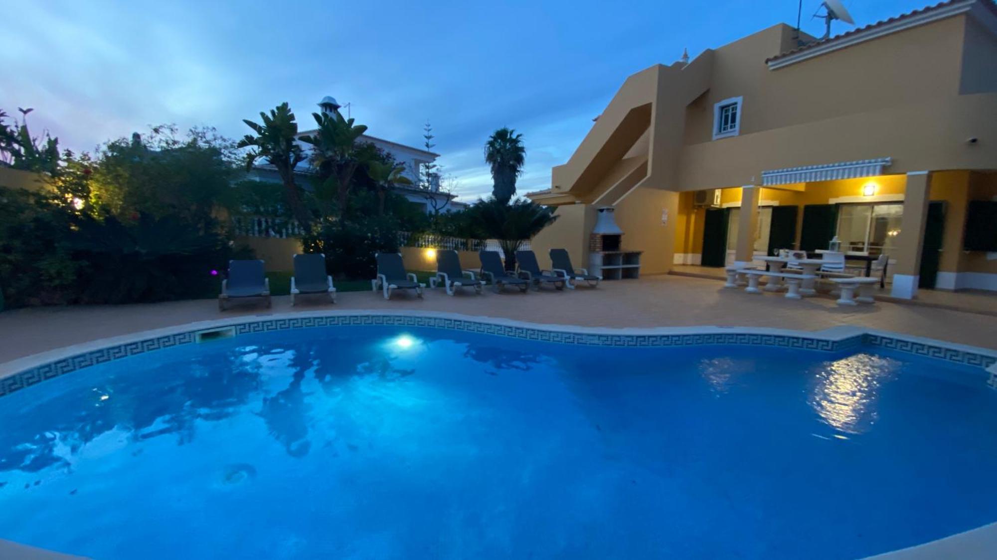 Villa Rafaela Com Piscina Αλμπουφέιρα Εξωτερικό φωτογραφία